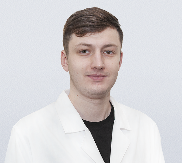 Шахмарданов Артур Мурадович, Врач-стоматолог хирург, имплантолог