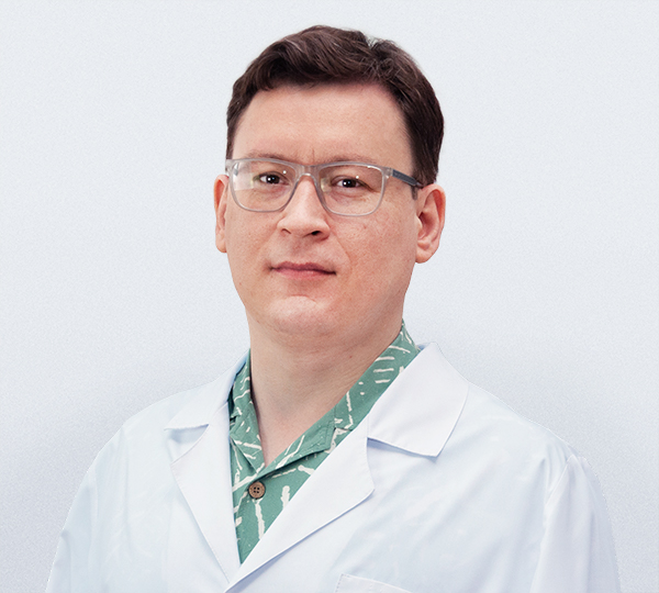 Герасимов Максим Юрьевич, врач-офтальмолог